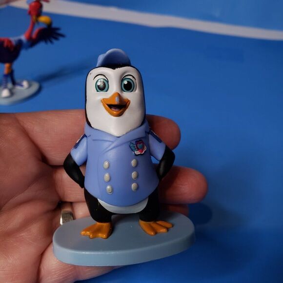 Disney Junior T.O.T.S Action Figure 3 Cake Topper Flamingo Penguin Bunny - Picture 5 of 12